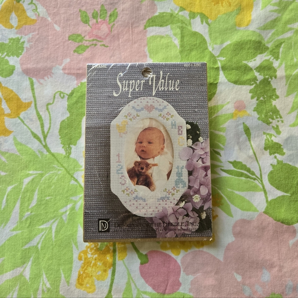 Vintage Needlepoint Cross Stitch Frame Kit
